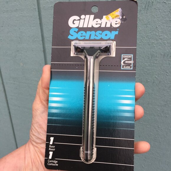Gillette Sensor Razor Shaver NON-Excel NEW in Package Vintage 2000 Metal Handle